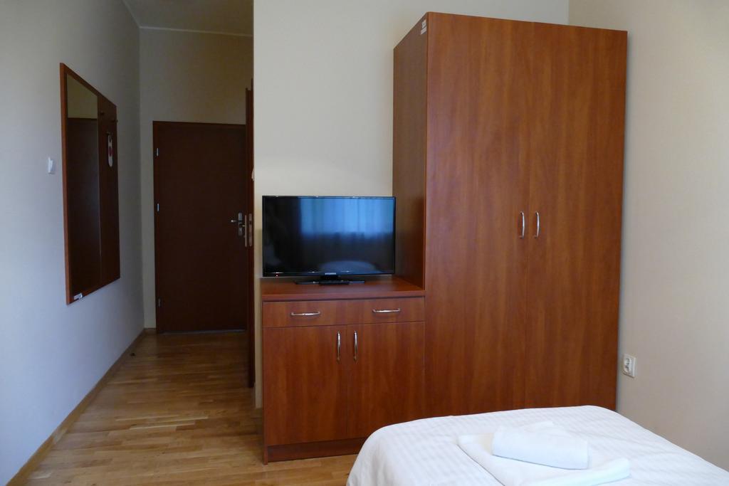 Ckm Centrum Konferencyjne Mazowsze Otrębusy Exteriör bild